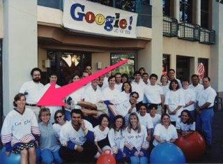 Năm 1999, Wojcicki gia nhập nhóm Google với tư cách là nhân viên thứ 16 và là người quản lý tiếp thị đầu tiên của công ty.