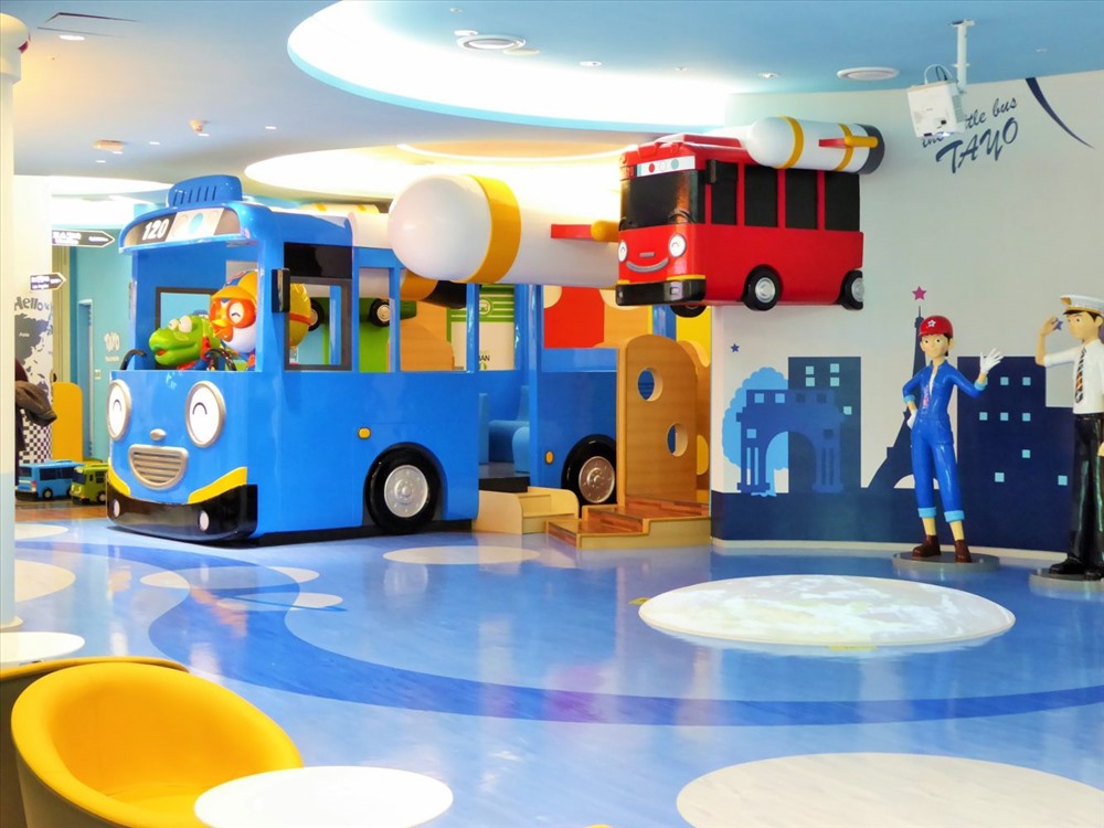 Các bà mẹ hoàn toàn có thể an tâm khi cho trẻ em đi cùng đến sân bay Incheon, mọi thứ đều được sân bay trang bị để tiện ích nhất với trẻ nhỏ.