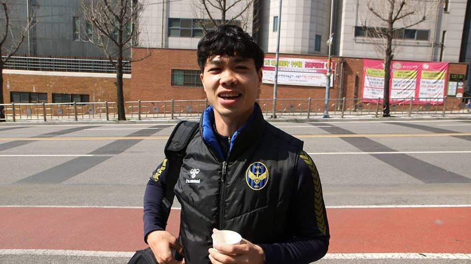 Công Phượng đang nỗ lực tập luyện để giành suất đá chính tại Incheon United.