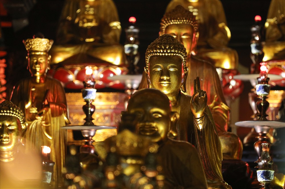 Với lịch sử gần 1.500 năm của mình, chùa Trấn Quốc được coi là ngôi chùa lâu đời nhất ở Thăng Long - Hà Nội và từng là Trung tâm Phật giáo của kinh thành Thăng Long vào thời nhà Lý và nhà Trần.