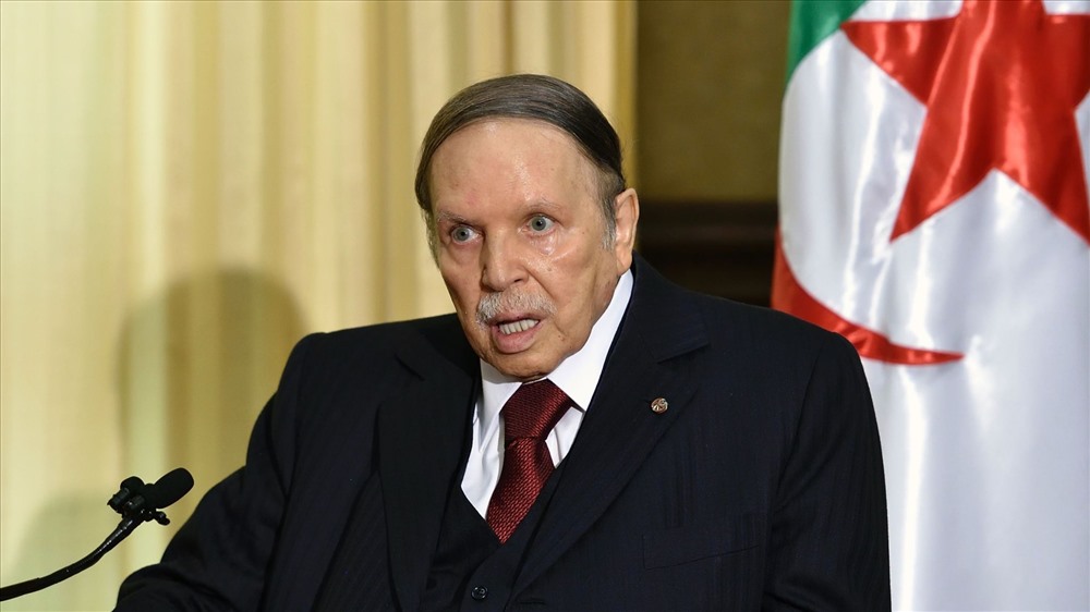 Tổng thống Algeria Abdelaziz Bouteflika hiếm khi xuất hiện công khai kể từ khi bị đột quỵ năm 2013. Ảnh: Sky. 