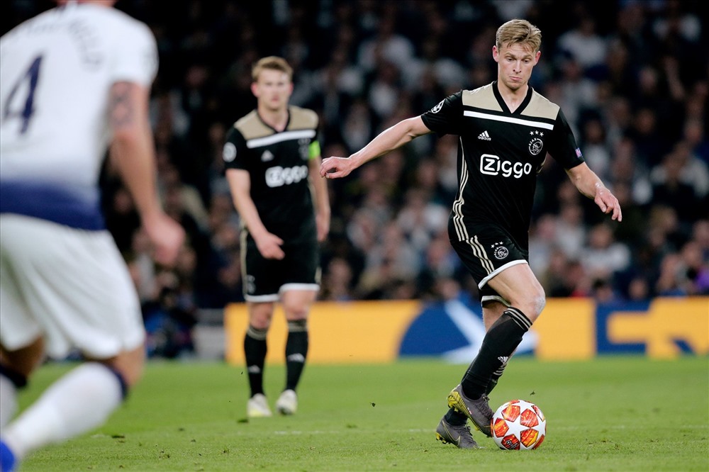 Ajax là đội chơi trên cơ. Ảnh: Reuters.