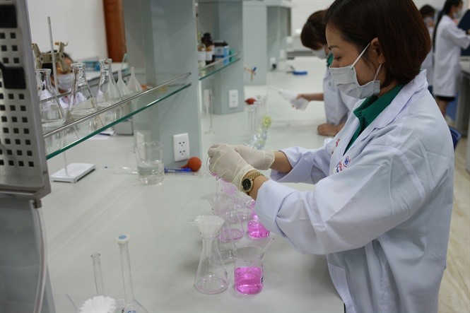 Các cơ sở nghiên cứu của Việt Nam có đủ năng lực nghiên cứu tìm ra vaccine dịch tả lợn Châu Phi. Ảnh: Cục Thúy y