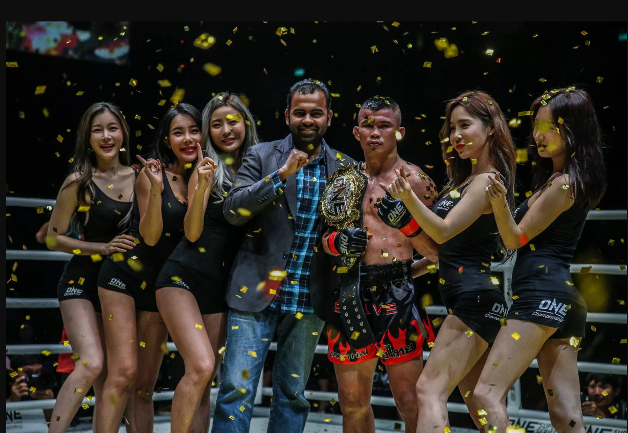 Huyền thoại Nong-O Gaiyanghadao dành ngôi vương tại ONE Championship lần đầu 2.2019 