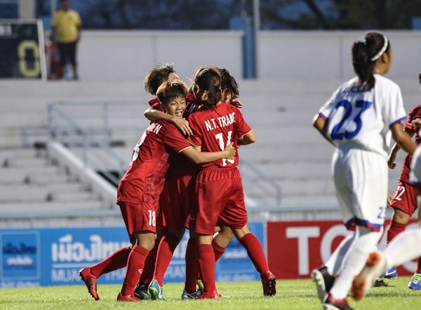 U15 Việt Nam cũng có chiến thắng dễ dàng 2-0 trước U15 Philippines ở trận ra quân của mình ở bảng A. 