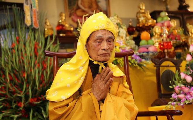 Đức trưởng lão Hòa thượng Thích Phổ Tuệ, Pháp chủ Giáo hội Phật giáo Việt Nam