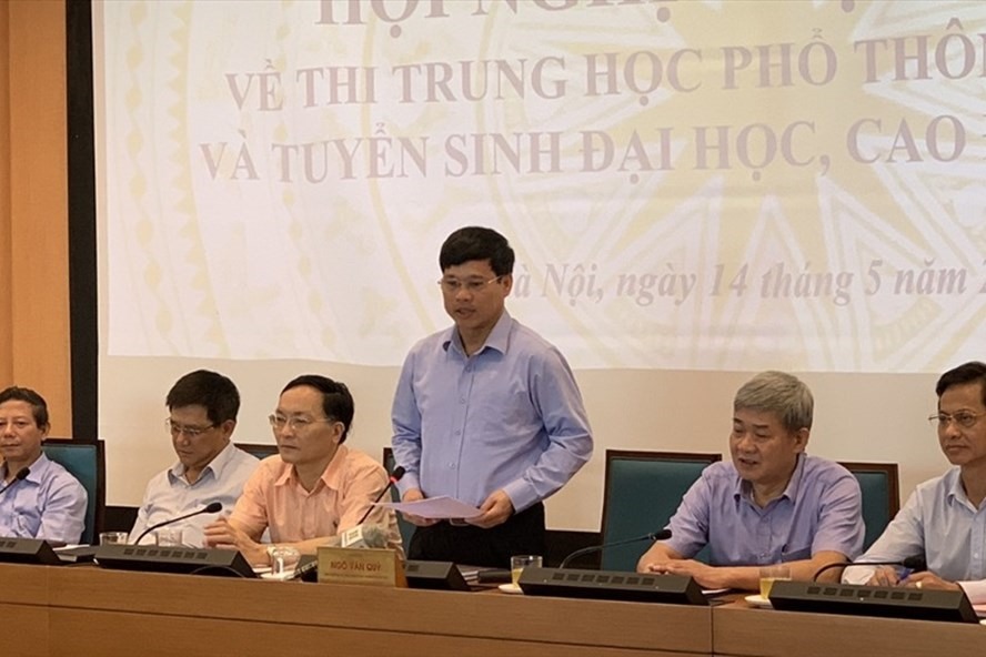 Phó Chủ tịch UBND TP. Hà Nội Ngô Văn Quý phát biểu tại Hội nghị trực tuyến về công tác chuẩn bị thi THPT quốc gia 2019 sáng 14.5. Ảnh: Thành Trung