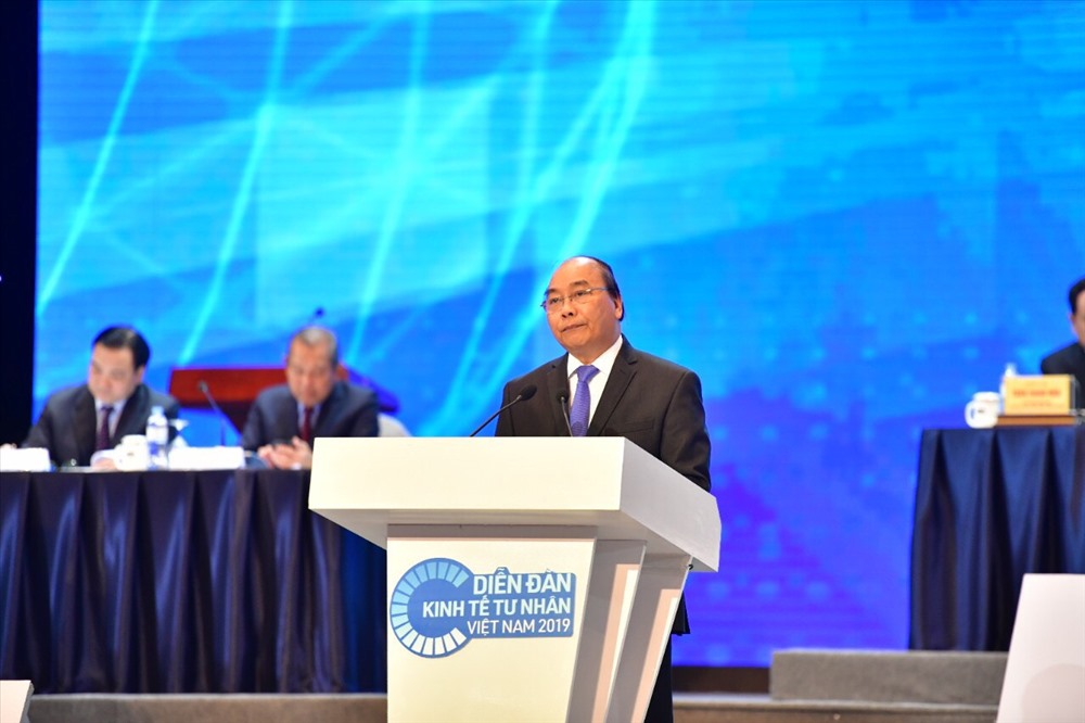 Thủ tướng Nguyễn Xuân Phúc phát biểu tại diễn đàn.