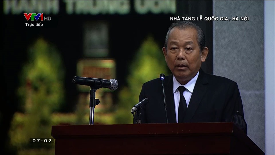 Ủy viên Bộ Chính trị, Phó Thủ tướng Thường trực Chính phủ, Trưởng ban Tổ chức Lễ tang tuyên bố Lễ tang. Ảnh VTV