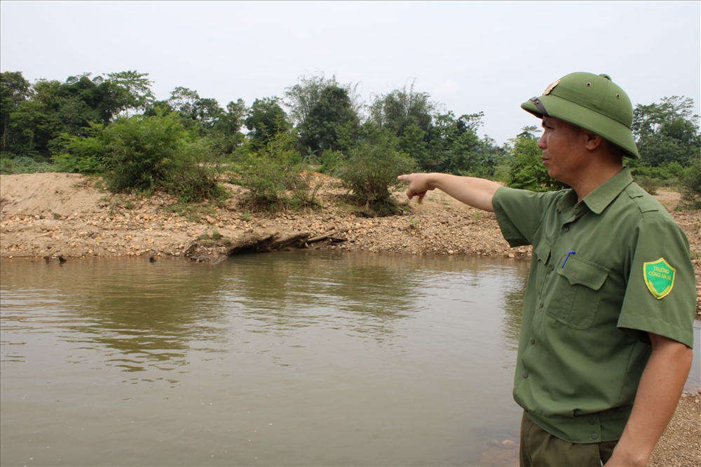 Anh Lô Văn Thanh, Trưởng Công an xã Châu Thắng thông tin về vụ việc đuối nước trên địa bàn xã này