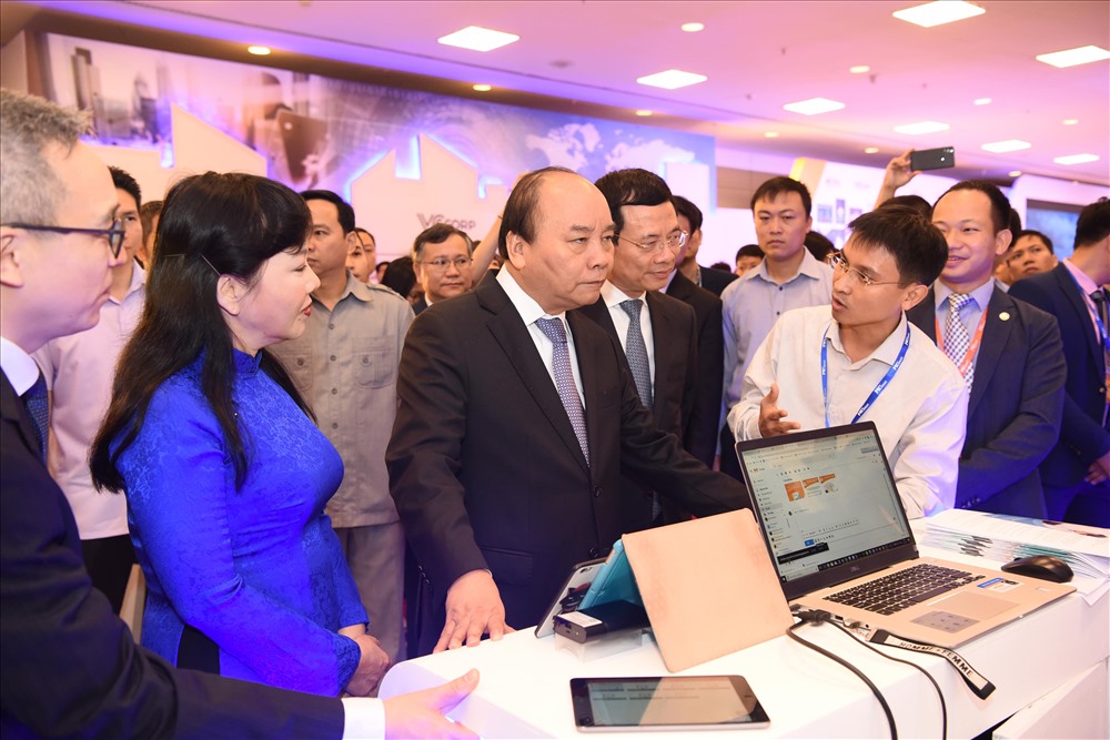 Bộ thông tin và các doanh nghiệp lớn, tiêu biểu cùng chuyên gia nước ngoài sẽ đưa ra các thảo luận cũng như bài học kinh nghiệm,  theo định hướng đưa Việt Nam trở thành cường quốc về công nghệ.