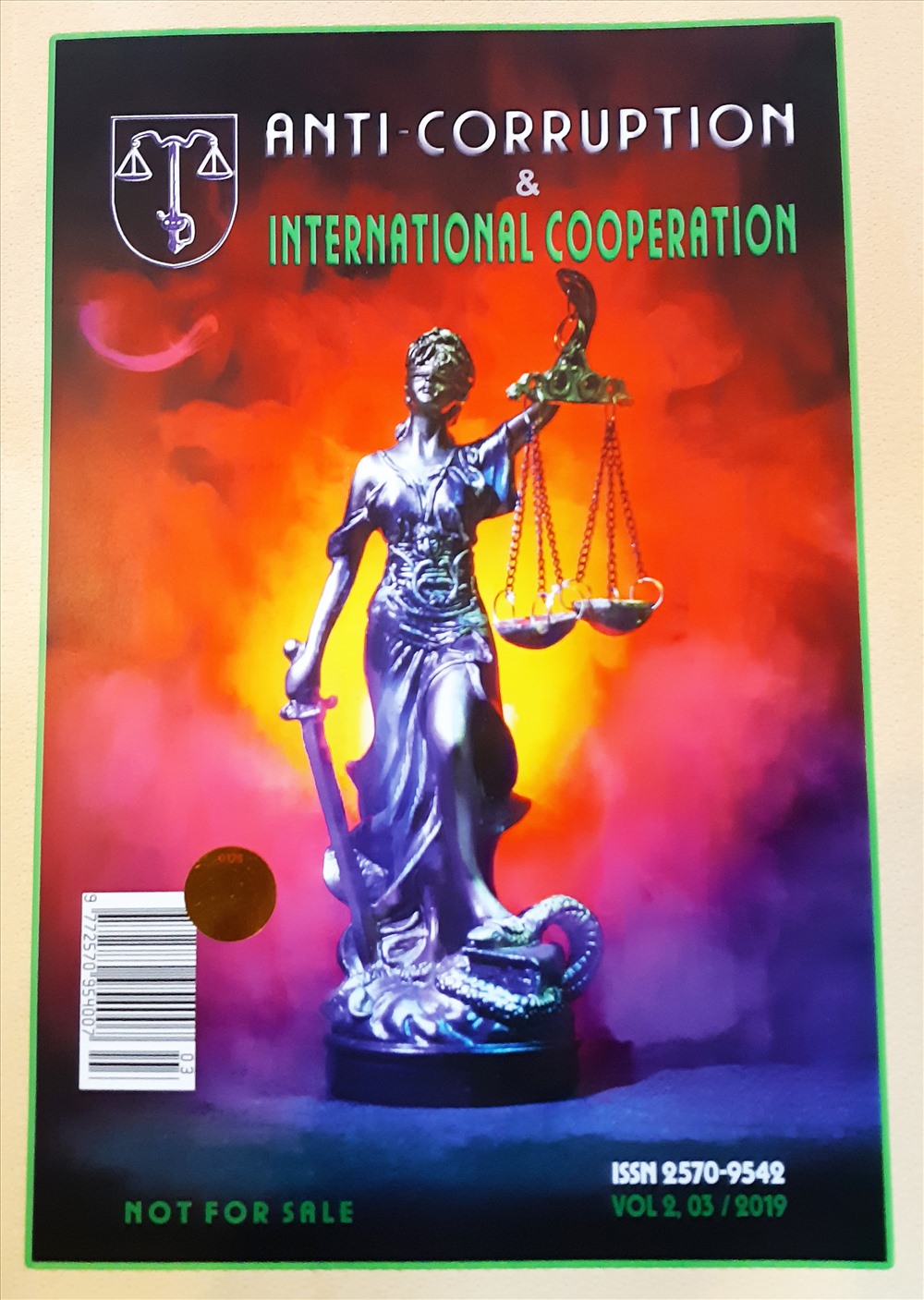 Bìa của tạp chí Chống tham nhũng và hợp tác quốc tế.