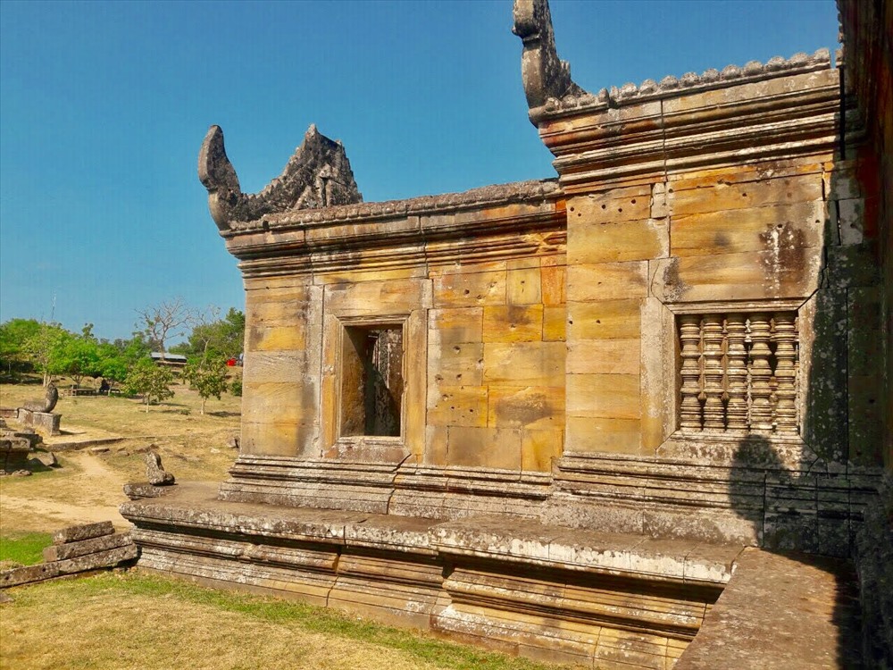 Năm 2008, đền Preah Vihear được Unesco công nhận là Di sản văn hoá thế giới. Xung đột lại tiếp tục nổ ra gây thương vong cho cả hai phía.