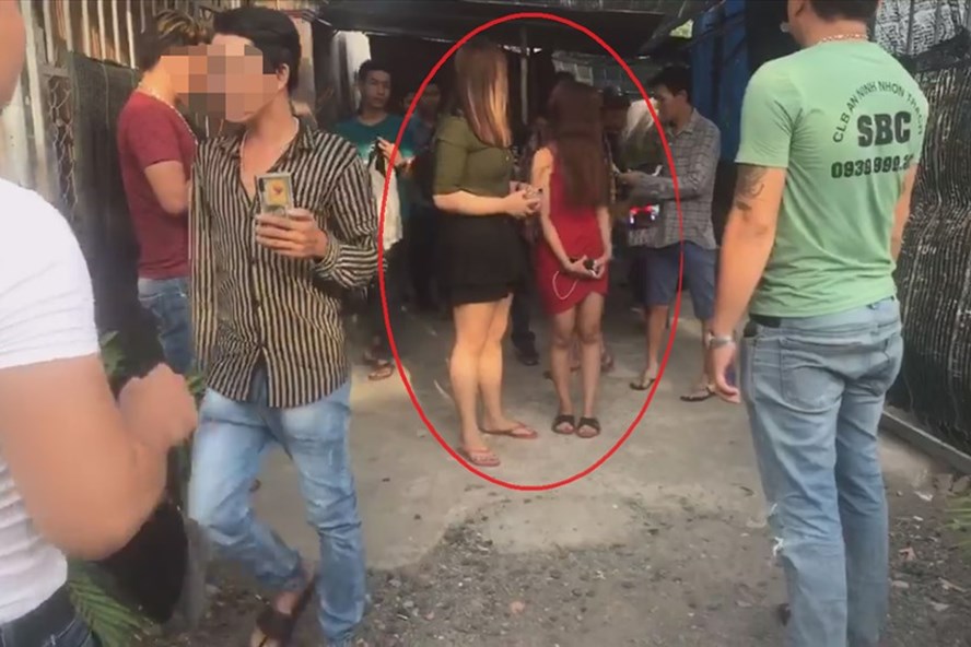 Vờ tuyển việc, lừa gái quê vào tụ điểm kích dục