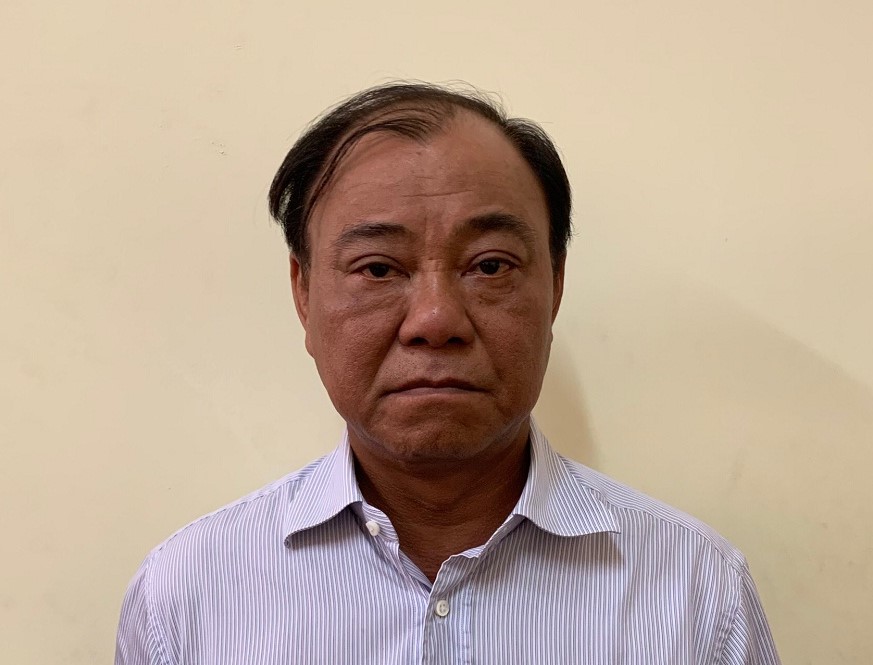 Khởi tố, bắt giam ông Lê Tấn Hùng