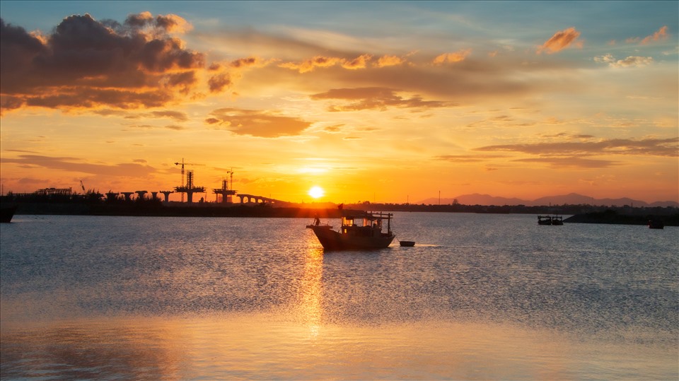 990 Năm Đất Và Người Nghệ An