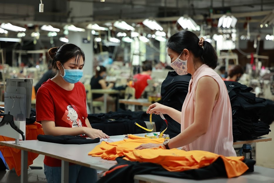 Cho phép F1 đi làm