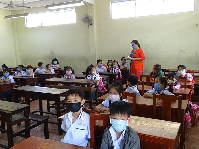 Sớm đưa trẻ mầm non, tiểu học đến trường