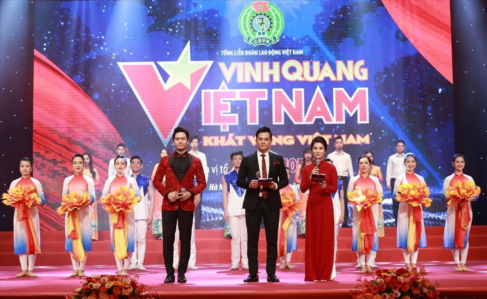 Vinh quang Việt Nam 2022