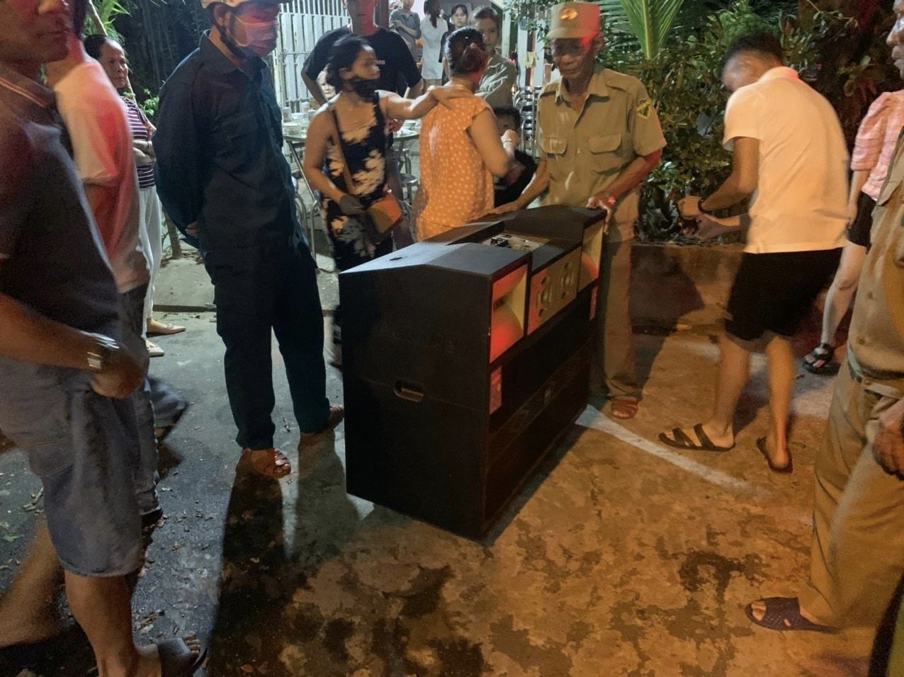 Ô nhiễm tiếng ồn ở đô thị