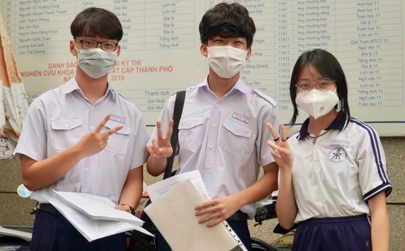 Tuyển sinh lớp 10 năm 2023