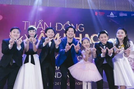 6 thí sinh xuất sắc của Thần đồng âm nhạc mùa đầu tiên. Ảnh: T.L