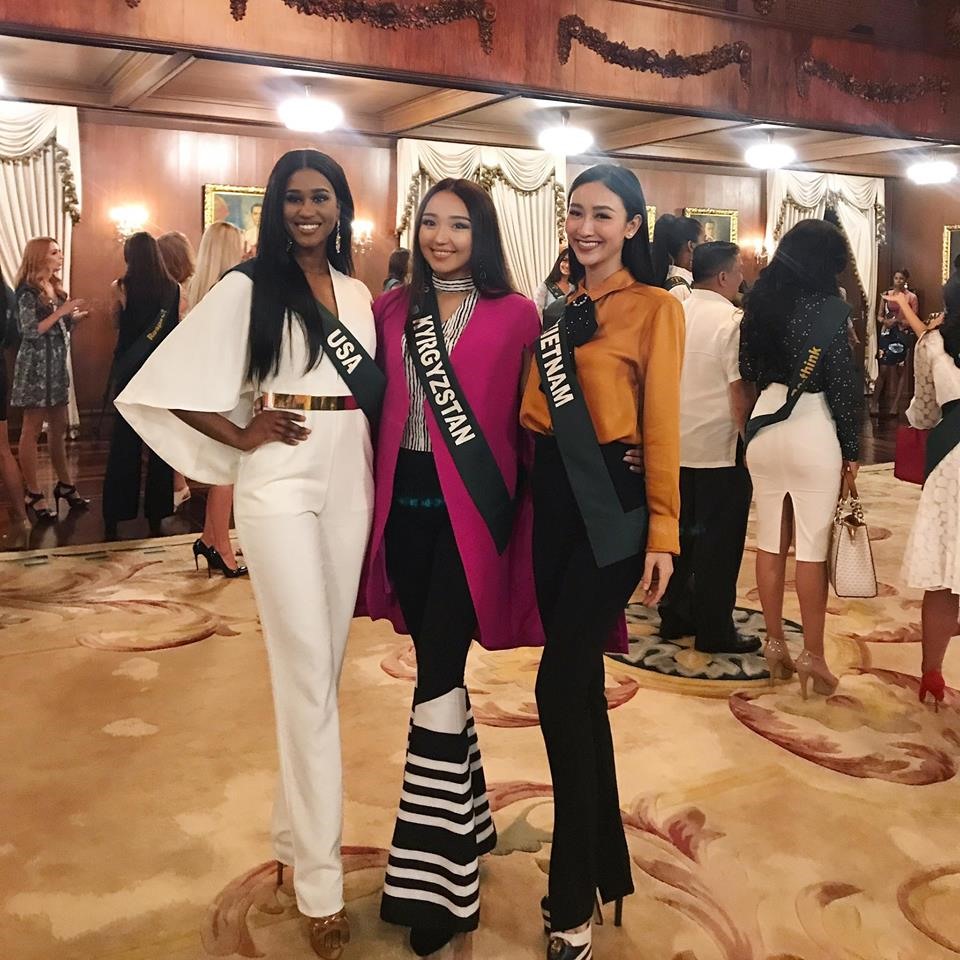 Hà Thu và các thí sinh Miss Earth. Ảnh: T.L