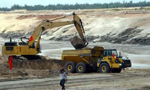 Mỏ sắt Thạch Khê dừng khai thác sẽ ảnh hưởng đáng kể đến chính người dân trong vùng dự án.