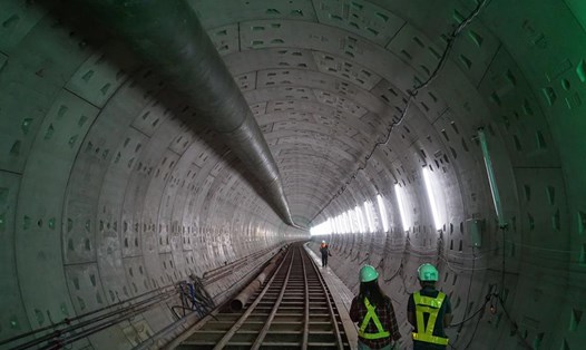 Đường hầm metro dài 781 m chính thức được thông hầm.  Ảnh: M.Q