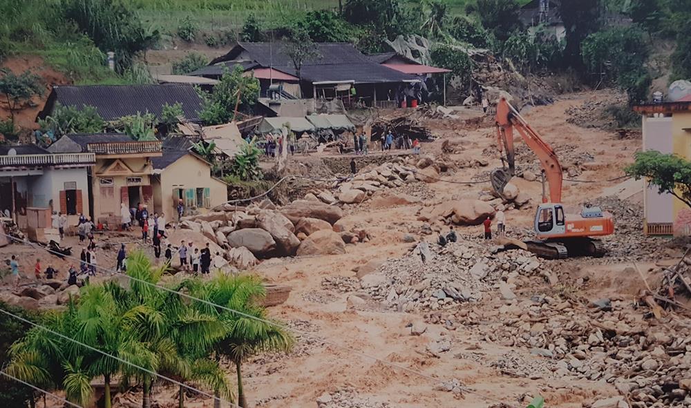 Hình ảnh Mù Cang Chải (Yên Bái) tan hoang sau lũ quét sáng 2.8.2017. Ảnh: P.V