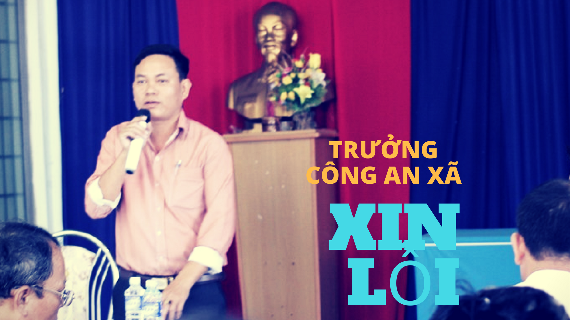 Công an xã xin lỗi dân công khai. Ảnh: H.L