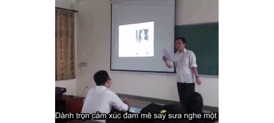 Những giờ qua, mạng xã hội lan truyền clip: Thầy giáo giảng bài băng cách đọc rap. Tuy nhiên, nhân vật chính không phải là giáo viên mà chỉ là một cựu sinh viên của Trường ĐH Bách Khoa.
