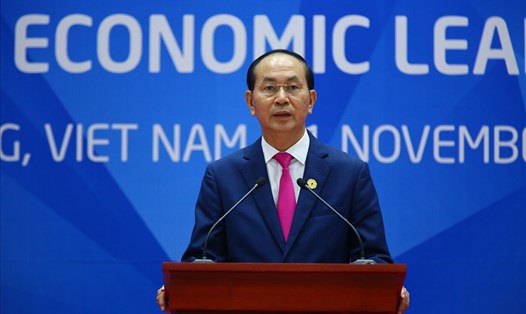 Chủ tịch Nước Trần Đại Quang chủ trì họp báo quốc tế Hội nghị các nhà lãnh đạo kinh tế APEC lần thứ 25, chiều 11.11. Ảnh: Sơn Tùng