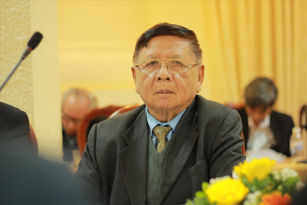 PGS.TS Trần Xuân Nhĩ - nguyên Thứ trưởng Bộ GDĐT đề xuất tăng lương cho giáo viên, cải tạo cơ sở vật chất để tăng chất lượng giáo dục. Ảnh: Trần Vương