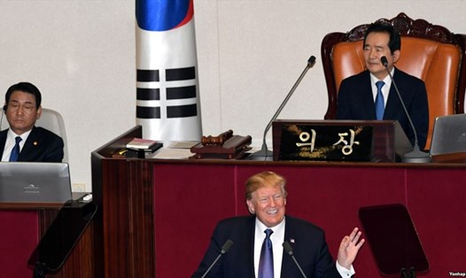 Tổng thống Mỹ Donald Trump phát biểu tại Quốc hội Hàn Quốc ngày 8.11.2017. Ảnh: Yonhap