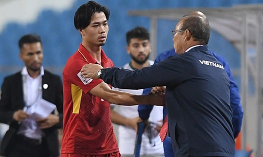 Ông Park lo ngại vấn đề thể lực của các cầu thủ Việt Nam. Ảnh: HA