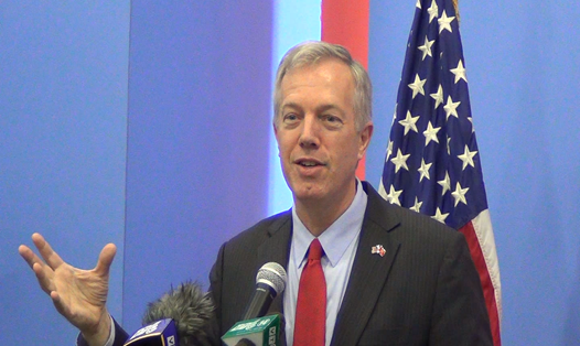Đại sứ Mỹ sẽ ở lại Việt Nam làm Phó chủ tịch ĐH Fulbright.