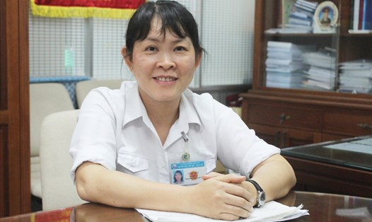 Chị Lê Kim Thủy, nhân viên phòng hành chính quản trị bệnh viện Từ Dũ, là mẹ của những trẻ bị bỏ rơi.