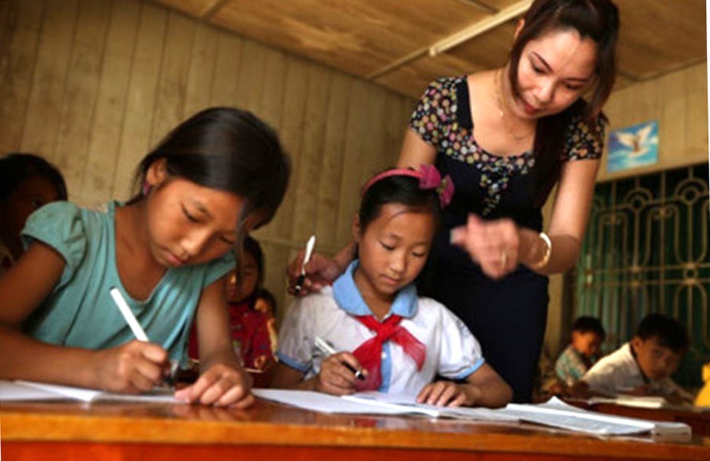 Nên ưu tiên tăng lương cho đội ngũ giáo viên công tác ở vùng sâu, vùng xa. Ảnh: Hải Nguyễn