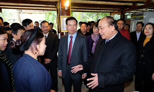 Thủ tướng thăm Hợp tác xã Đồng Quê. Ảnh: VGP