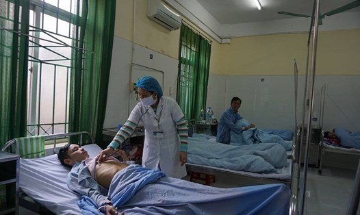 Bệnh nhân điều trị tại Bệnh viện C Thái Nguyên. Ảnh: Nguyễn Thảo