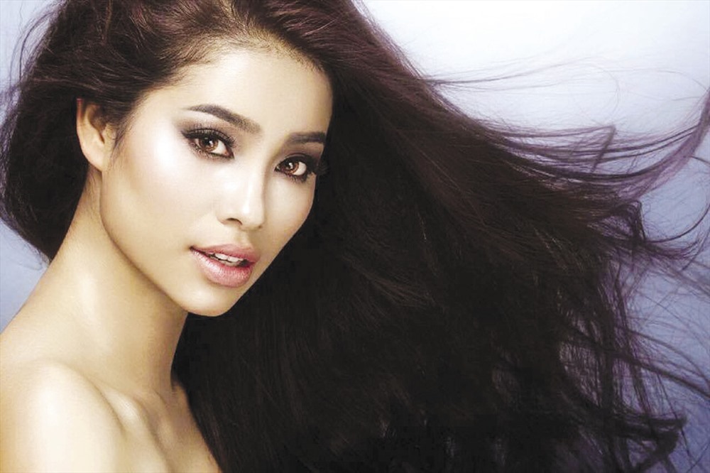 Cho đến hiện tại, Phạm Hương được xem là hoa hậu có phần ứng xử trôi chảy nhất.