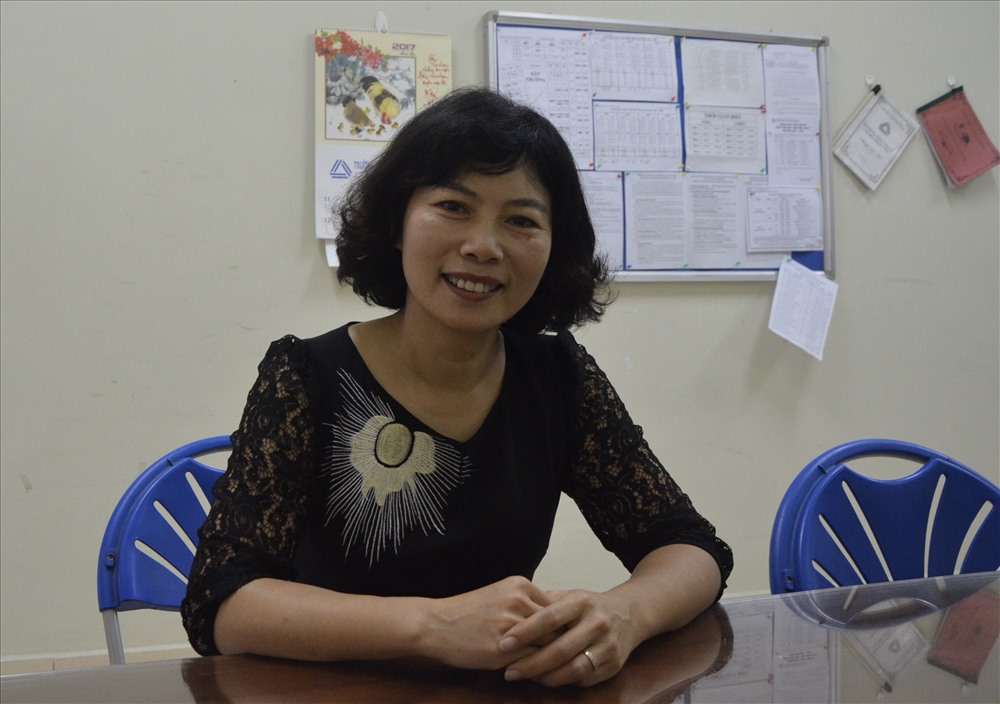 Cô giáo Vũ Thị Đỗ Quyên – Trường THPT Lương Thế Vinh cơ sở 1 (Tân Triều, Hà Nội) cho rằng: “Mỗi người trong chúng ta đều cần xem lại văn hoá tiếp nhận và tranh luận”. Ảnh: Huyên Nguyễn