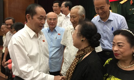 Chủ tịch Nước Trần Đại Quang tiếp xúc cử tri TPHCM sáng 1.12