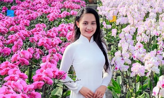 Nữ sinh viên duy nhất người dân tộc K’Ho đại diện cho hàng triệu thanh niên tham dự Đại hội đại biểu toàn quốc Đoàn TNCS Hồ Chí Minh lần thứ XI. 
