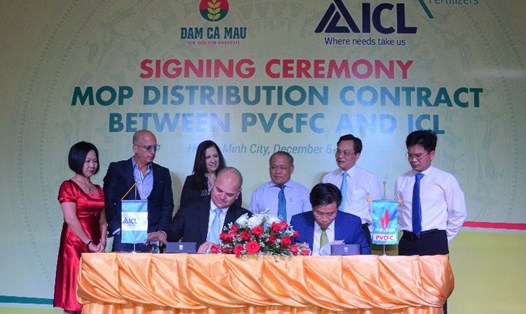 Đạm Cà Mau ký kết Hợp đồng phân phối sản phẩm Kali Israel tại Việt Nam với Tập đoàn ICL. Ảnh: P.V

