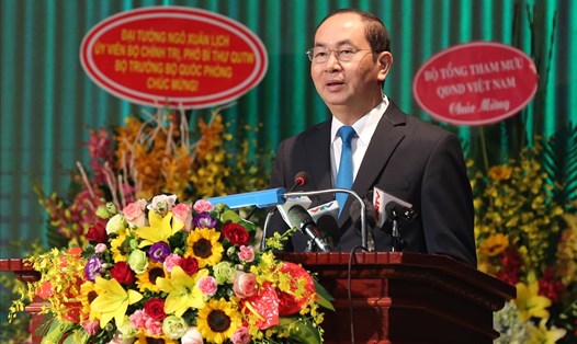 Chủ tịch Nước Trần Đại Quang đến thăm, dự kỷ niệm 73 năm Ngày thành lập QĐND Việt Nam, 28 năm Ngày hội Quốc phòng toàn dân tại Bộ Tư lệnh BĐBP
