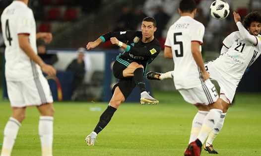 Ronaldo (áo đen) và các đồng đội đã bỏ lỡ nhiều cơ hội trong trận đấu này. Ảnh: Getty Images.