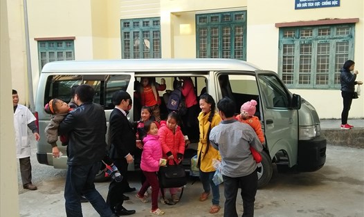 15h30 ngày 16.12 các học sinh đã được chuyển về Trung tâm Y tế huyện Chợ Đồn.