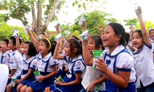 Đà Nẵng lùi  đề án Sữa học đường đến tháng 3.2018. 
